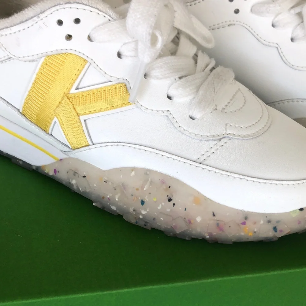 K As Kate KATE SPADE Smooth Leather Runner White Yellow Cupcake Sneakers